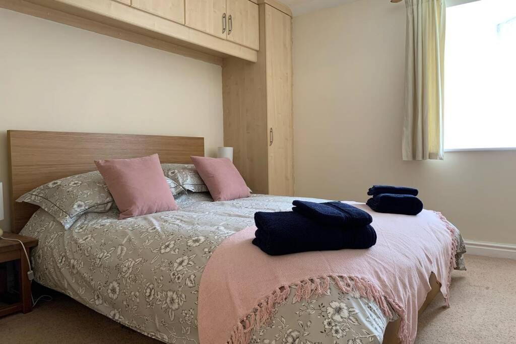 A Charming, Spacious 2 Bedroom Apartment In Lytham Lytham St Annes Exteriör bild
